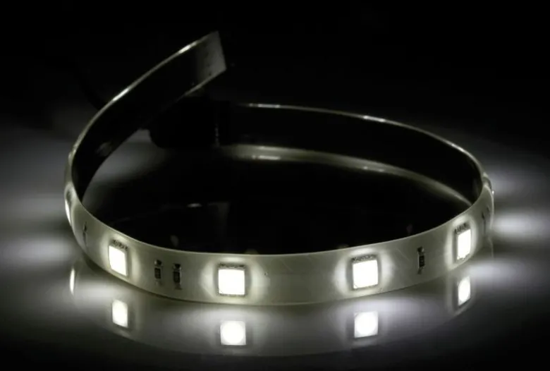 Ambient ljuslist 15 vita LED