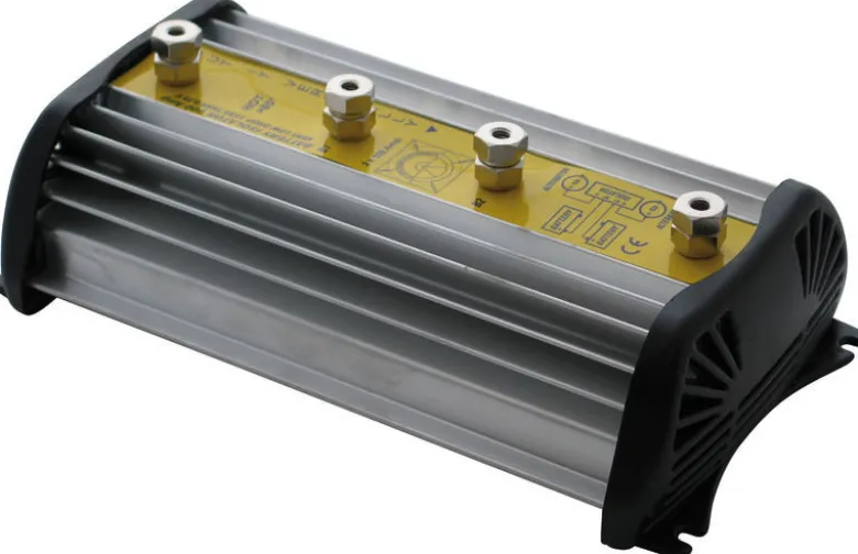 Batterikombinerare 2 x 140 A