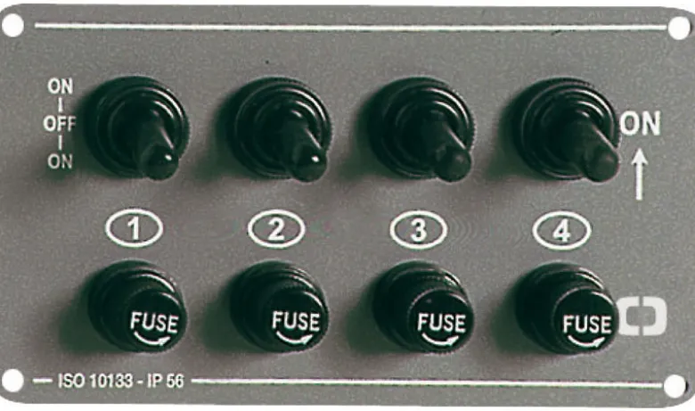 Horisontell panel med 4 strömbrytare