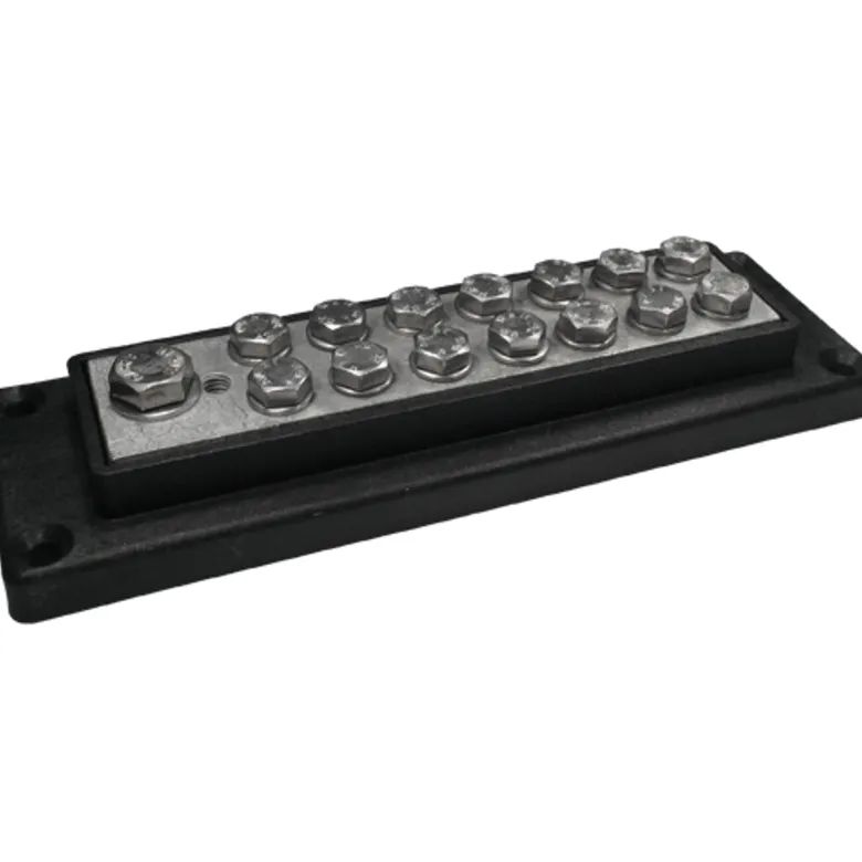 Kopplingsplint 1 x max 70 mm² (M8) + 14 x max 16 mm² (M6) Svart