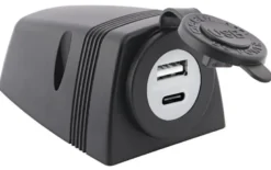 USB-A + USB-C uttag med hus
