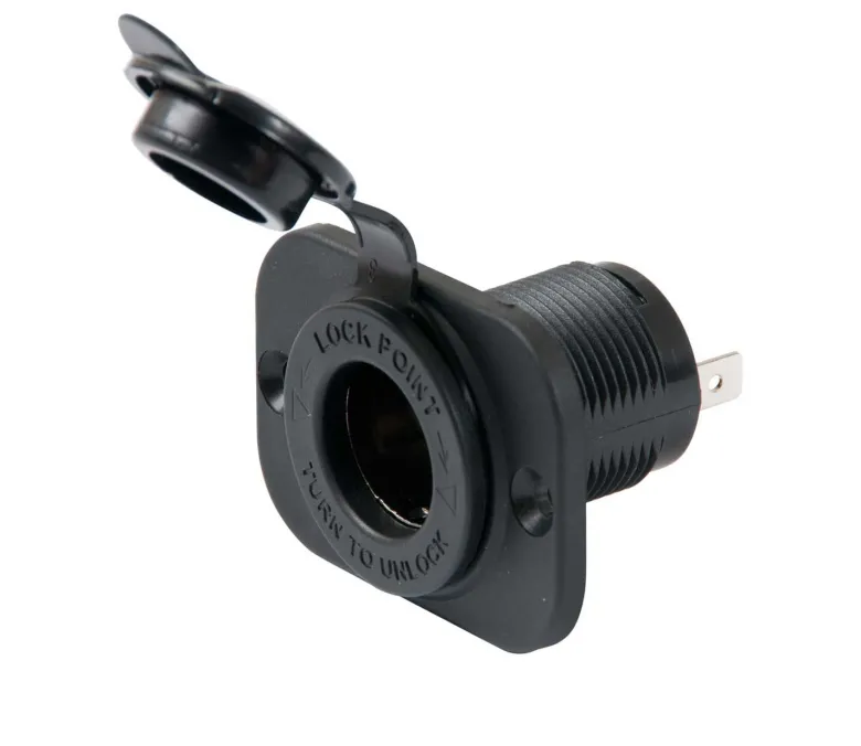 Uttag 12V max 15A